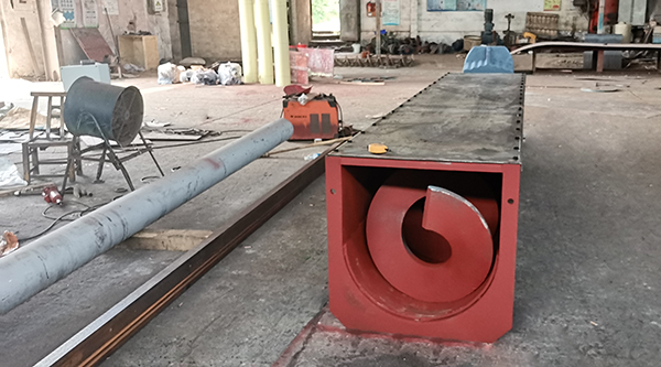 �Ӻ������~Ƭ�o(w��)�S����ݔ�͙C(j��)